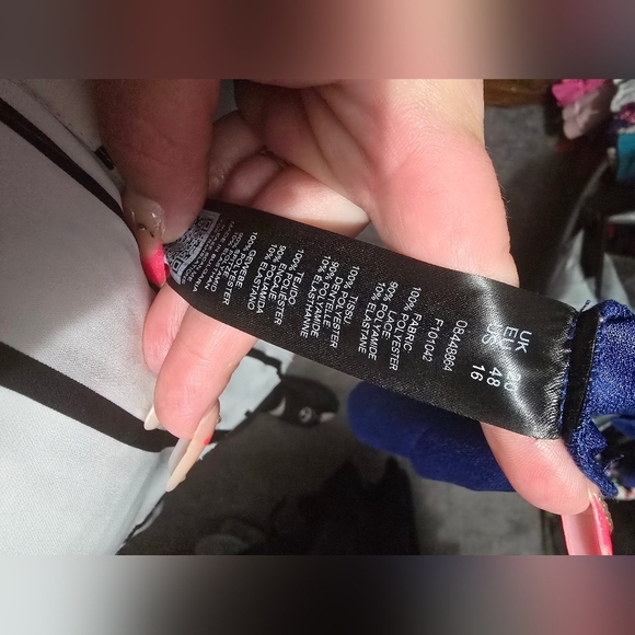 🍁🍂Asos Plisse n Lace Mini dress  With Angel Sleeves Size 16 - Picture 3 of 4